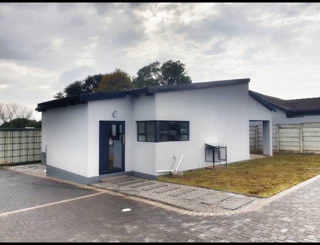 2 BEDROOM CLUSTER RENTED IN RANDPARK RIDGE